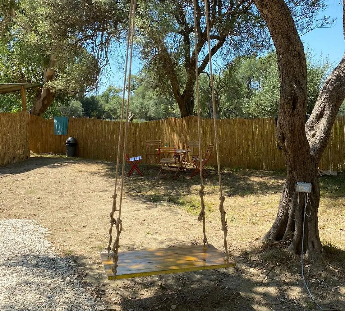 캠프장 Borsh Olive Camping